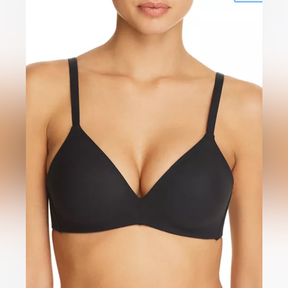 WACOAL How Perfect Contour Wire Free T-Shirt Bra 852189 | 38D | Black | Like New
